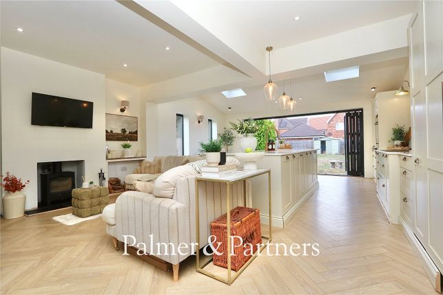 785, Foxhall Road, Suffolk photo 4