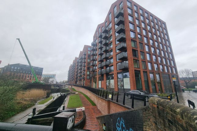 2-bed flat on 117  Glasswater Locks, 3, Pitt Street, Birmingham, £1,600/mo