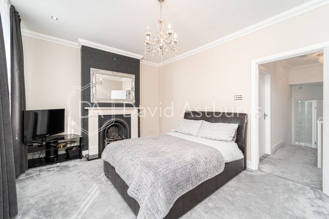 End terrace house to rent in Fairfax Road, Turnpike Lane, London