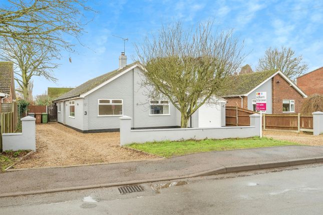 Thumbnail Detached bungalow for sale in Whitwell Road, Reepham, Norwich