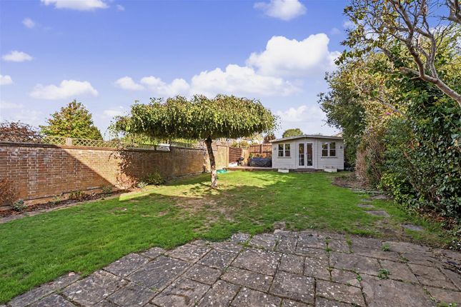 9, Long Cutt, Redbourn photo 4