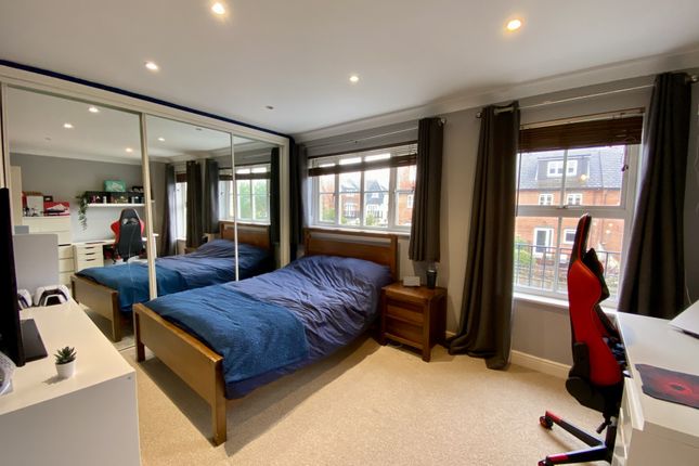 Town house for sale in Admiralty Crescent, Eastbourne, East Sussex