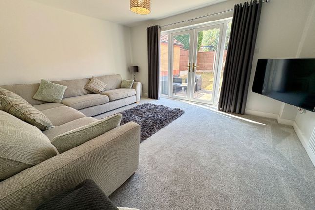 99, Devitt Way, Leicester photo 2