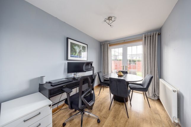 30 Currievale Park Grove, Currie, Edinburgh photo 4