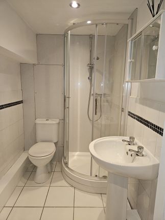 Flat 1, 21, Silverlands, Buxton photo 3