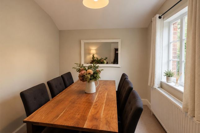 12, Mount End, Epping photo 5