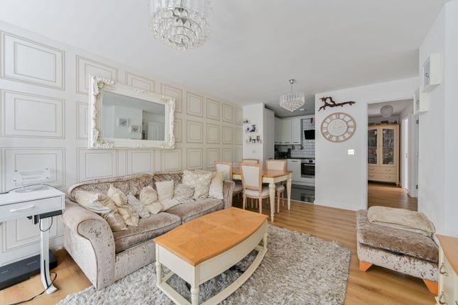 Mullins Place, Clapham Park photo 4
