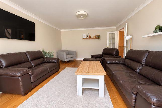 24, Lime Way, Heathfield photo 4
