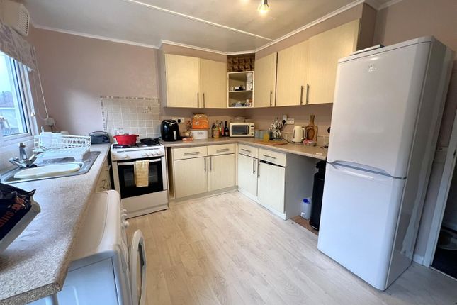 8 St. Michaels Park, Railway Road, Cinderford photo 4
