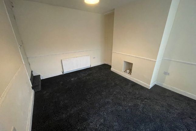 St. Hildas Place, West Yorkshire photo 5