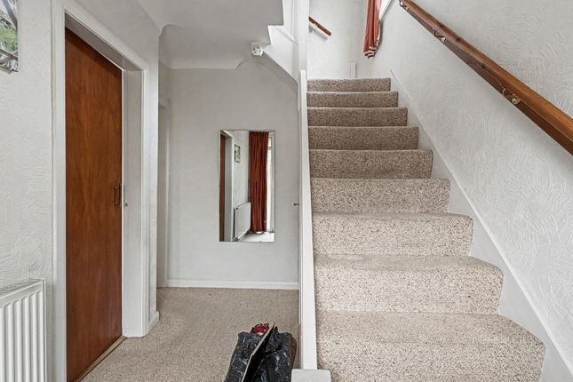 1, Woodview Road, Widnes photo 4