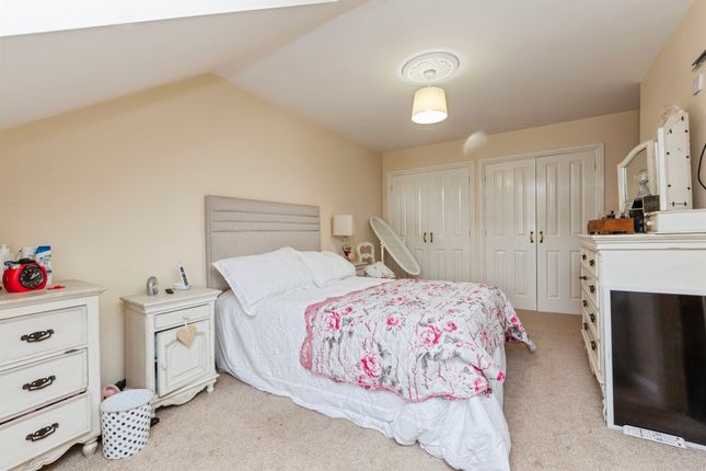 40B, Owton Manor Lane, Hartlepool photo 4