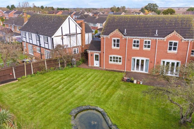 Country house for sale in North End Crescent, Tetney, Grimsby, Lincolnshire