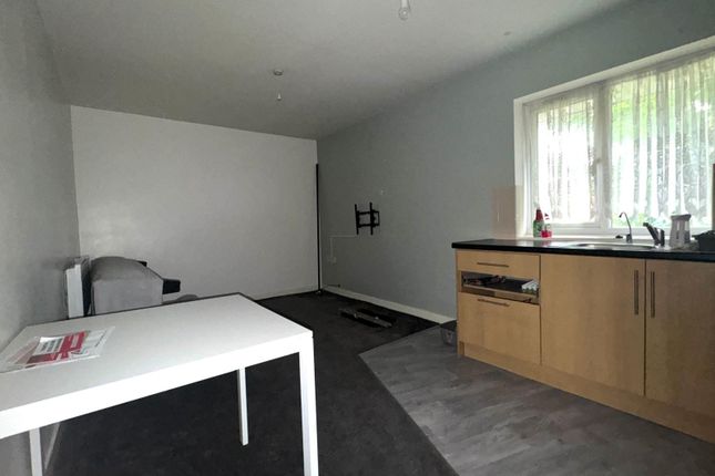 Croft Street, Willenhall photo 3