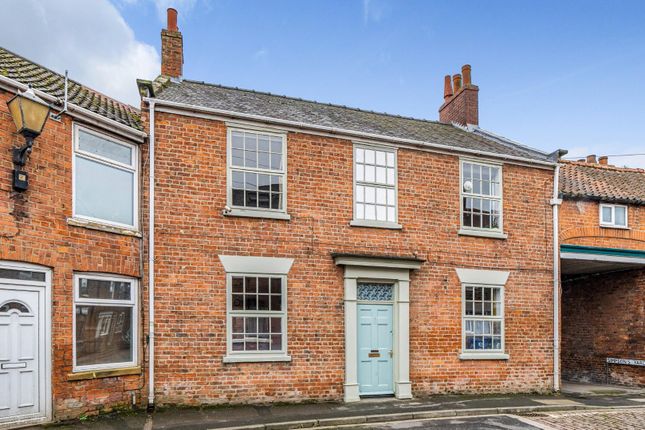 Town house for sale in Millgate, Selby