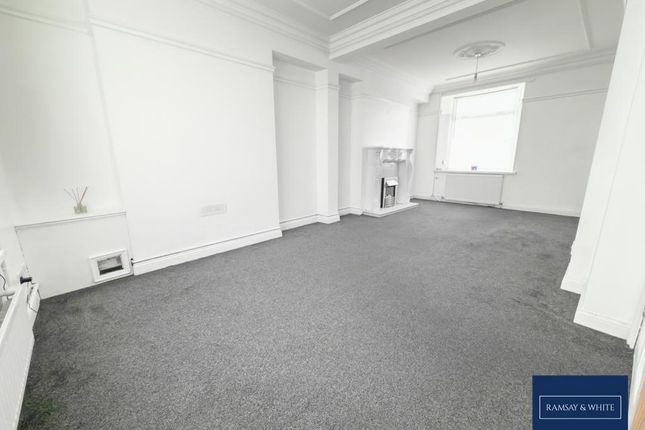 13, Tynycoed, Merthyr Tydfil photo 2