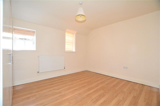 Mews house to rent in Westgate, Southwell