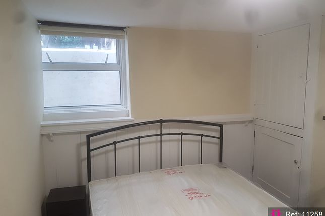 36, Sandy Hill Road, Woolwich photo 2