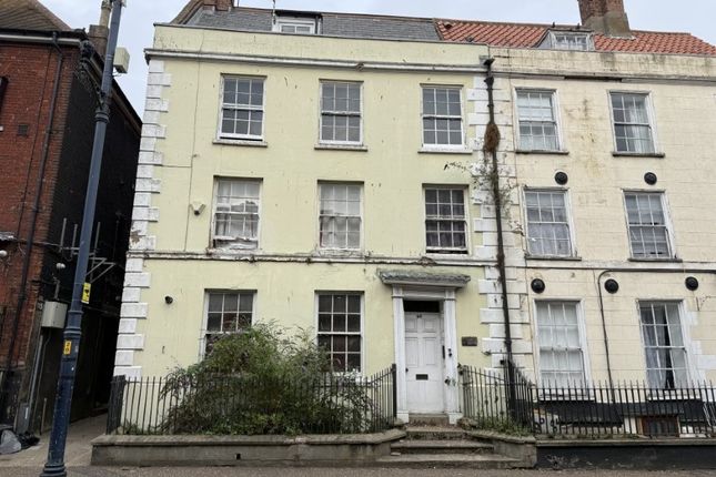 1-bed flat on Flat 6, 43 King Street, Great Yarmouth, £35,000