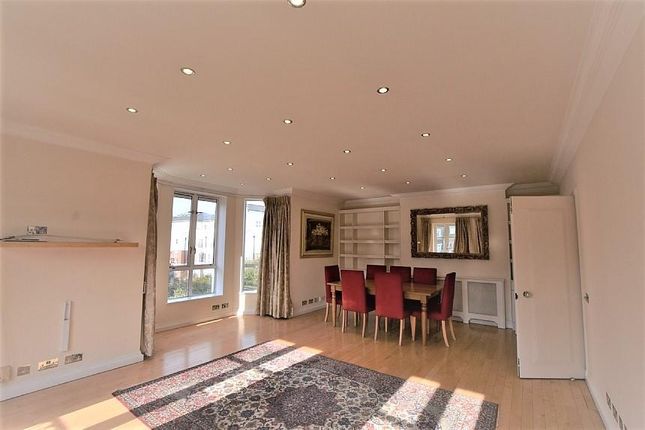 Flat 34 Walnut Court, St. Marys Gate, London photo 3