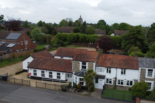 Thumbnail Pub/bar for sale in The Windmill, 15-17 Mill Street, Necton, Swaffham, Norfolk