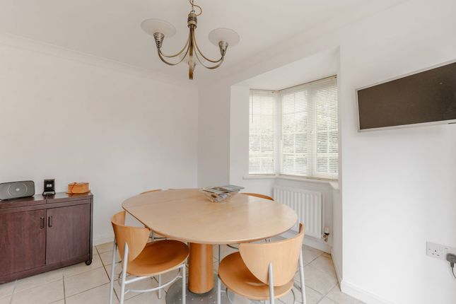 15 Wagtail Drive, Stowmarket photo 4