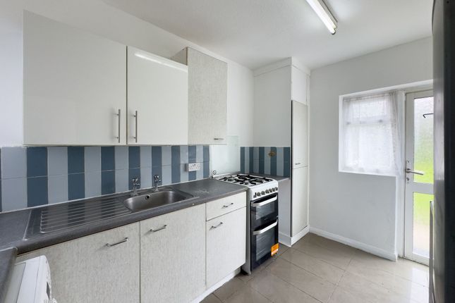 48 Attewood Avenue, London photo 3