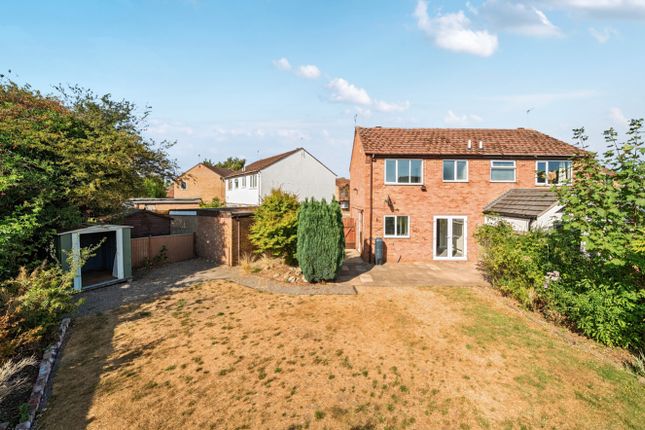 37, Roxholm Close, Sleaford photo 4