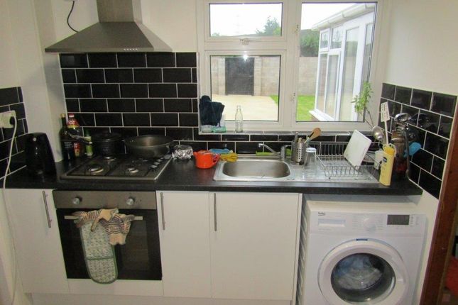 48, Westfield Road, Southampton photo 5