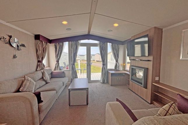 23 Bayside, Haven, Watchet photo 5