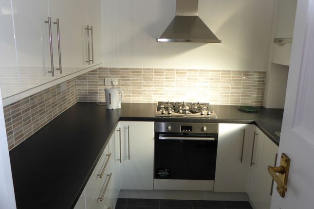 Room 4-REAR-150 Sunny Gardens Road, London photo 3