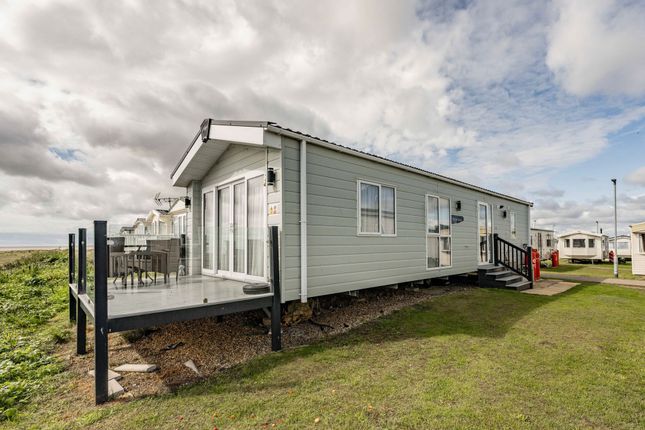 Mobile/park home for sale in Beach Road, Kessingland