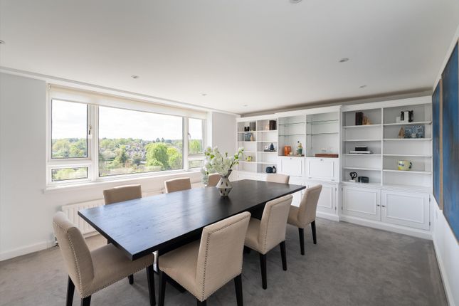Property for sale in Victoria Drive, London