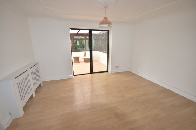 Carlton House, Drefac-Felindre, Llandysul photo 3
