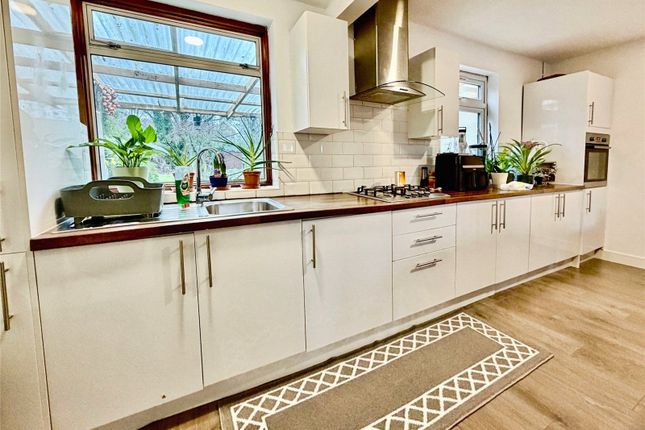 29, Honeycroft Hill, Uxbridge photo 3