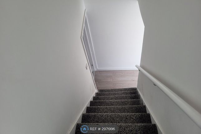 Evers St, Brierley Hill photo 3