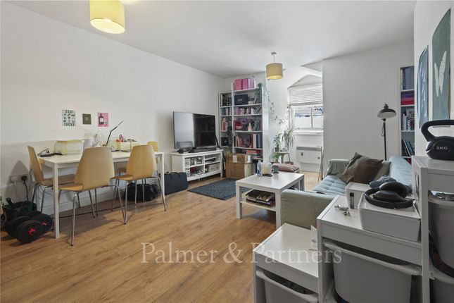 Flat 11, 7, St. Botolphs Street, Essex photo 5