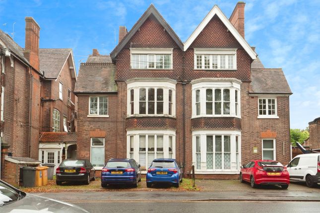 Thumbnail Flat for sale in Victoria Park Road, Leicester