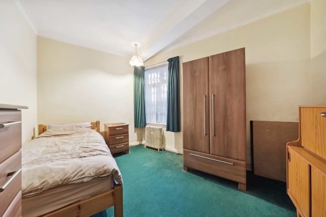 Flat for sale in Greville Place, London