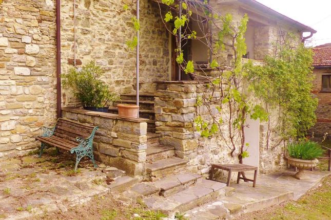 Town house for sale in Mignano, Pieve Santo Stefano, Arezzo, Tuscany, Italy