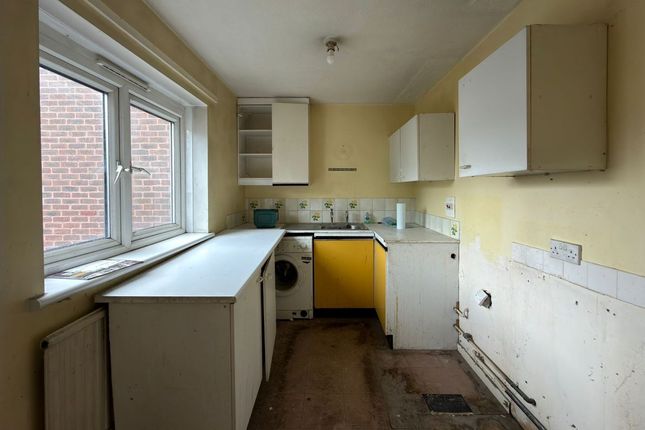Cottington Road, Feltham photo 2