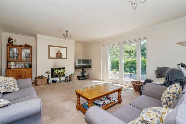 Winsley Lodge, 132, Main Road, West Sussex photo 3