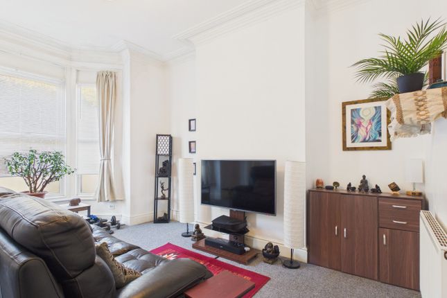 435 Spring Bank West, Hull, East Riding of Yorkshire photo 3