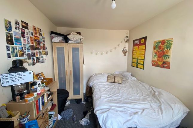 Shared accommodation to rent in Teversal Avenue, Nottingham