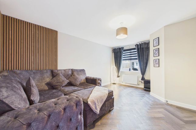 6, Olive Drive, Motherwell photo 4