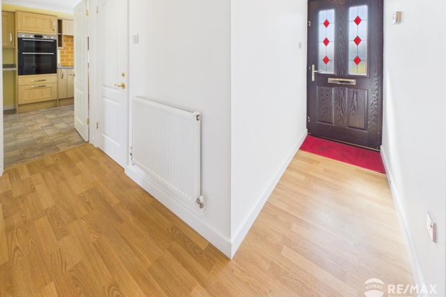 7, Shackleton Close, Harwich photo 2