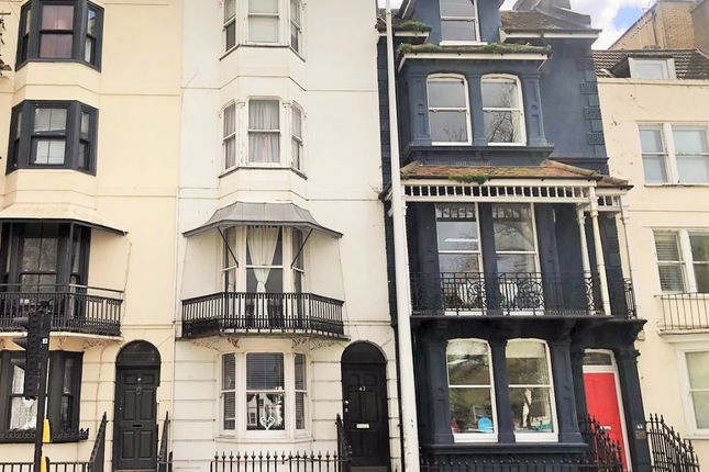 Thumbnail Flat for sale in Grand Parade, Brighton