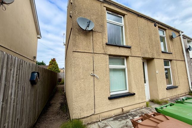 26a, High Street, Treharris photo 5