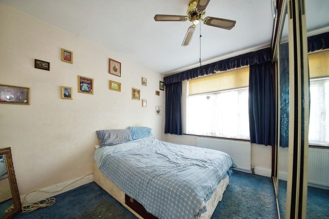 End terrace house for sale in Chingford, London