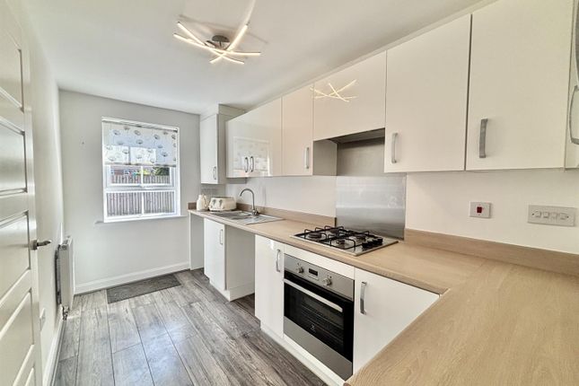 47, Petfield Drive, Hull photo 4